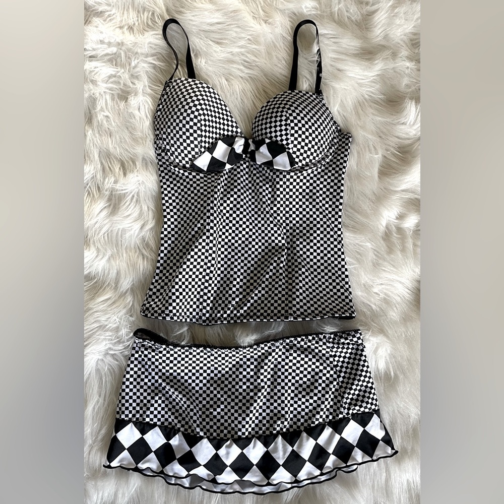 Basic Universal lingerie~NWT- Sz S/M